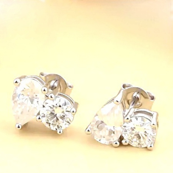 NWT💎MOISSANITE TOI ET MOI MOISSANITE EARRINGS IN PLATINUM OVER STERLING SILVER - Picture 6 of 12